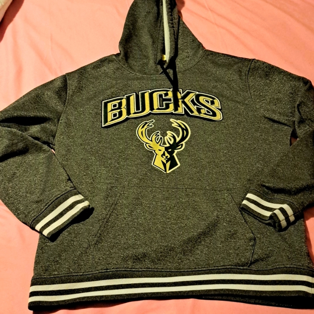 Men's Milwaukee Bucks hoodie